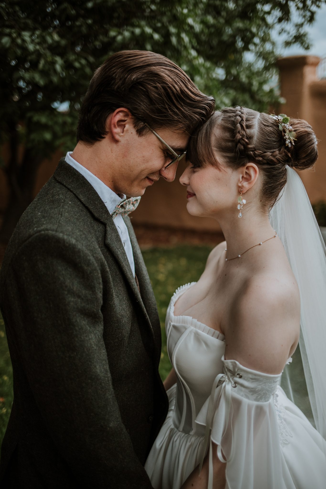 denver, colorado, wedding, photography, photos, villa parker, portraits, bride and groom, first look