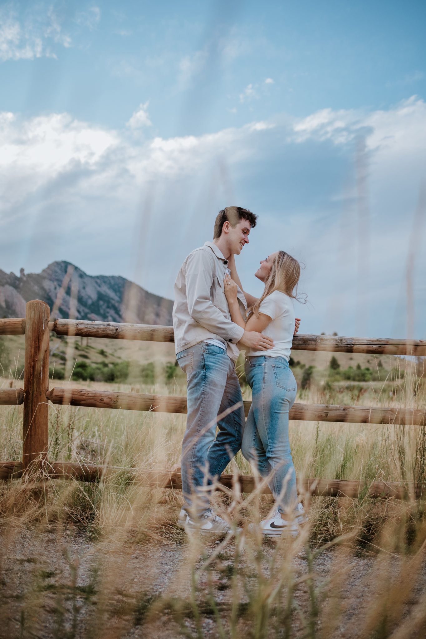 boulder, colorado, engagement, photos, photography, photographer, south mesa trail, Chautauqua, flatirons, denver, fall, summer, meadow, mountains