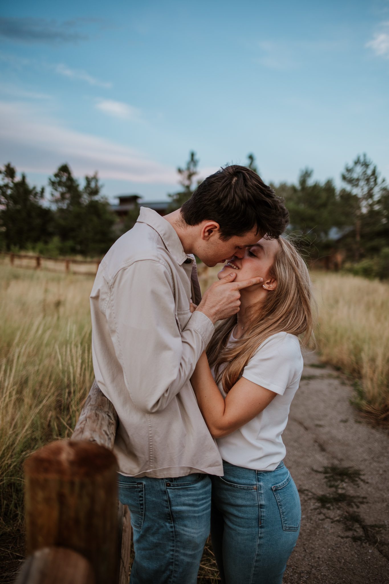 boulder, colorado, engagement, photos, photography, photographer, south mesa trail, Chautauqua, flatirons, denver, fall, summer, meadow, mountains