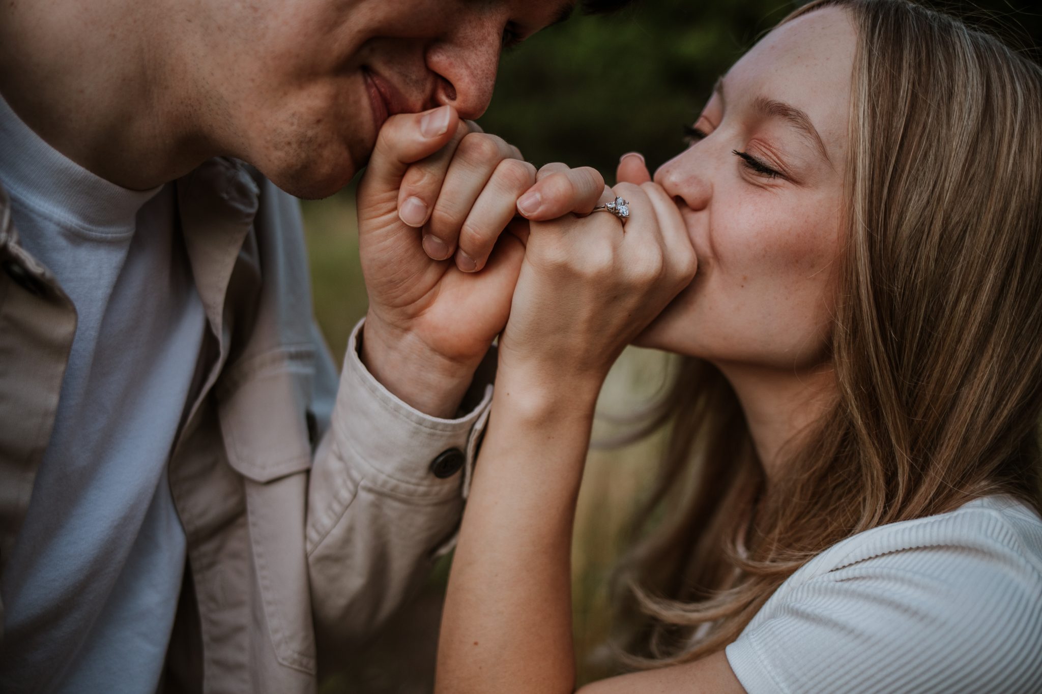 boulder, colorado, engagement, photos, photography, photographer, south mesa trail, Chautauqua, flatirons, denver, fall, summer, meadow, mountains