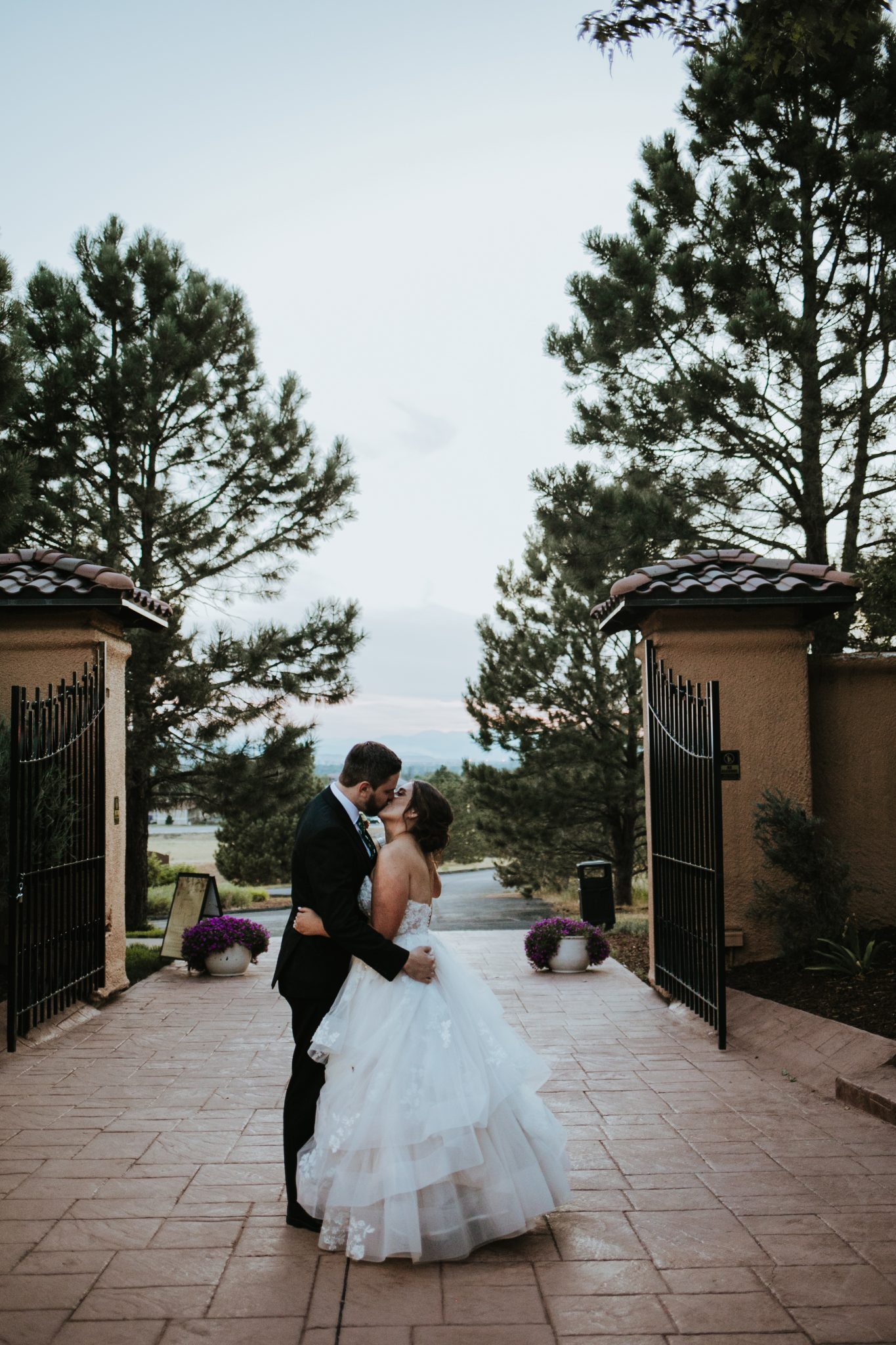 colorado, villa parker, wedding, photography, photos, bride, groom, late summer, photographer, denver, hockey